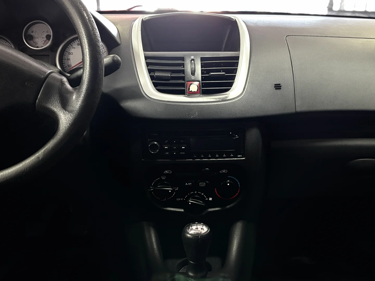 207 COMPACT